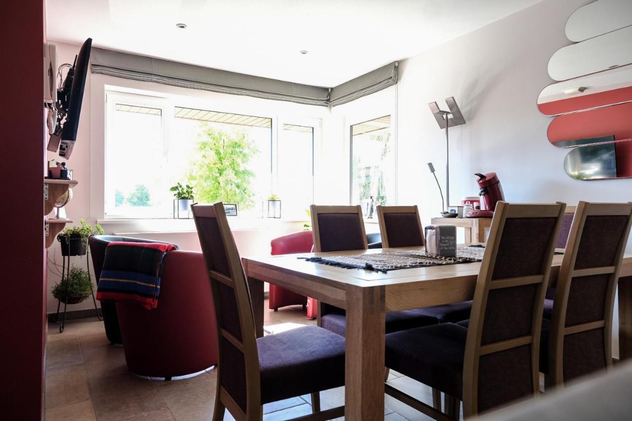 Bed And Breakfast Mentari Gand Esterno foto