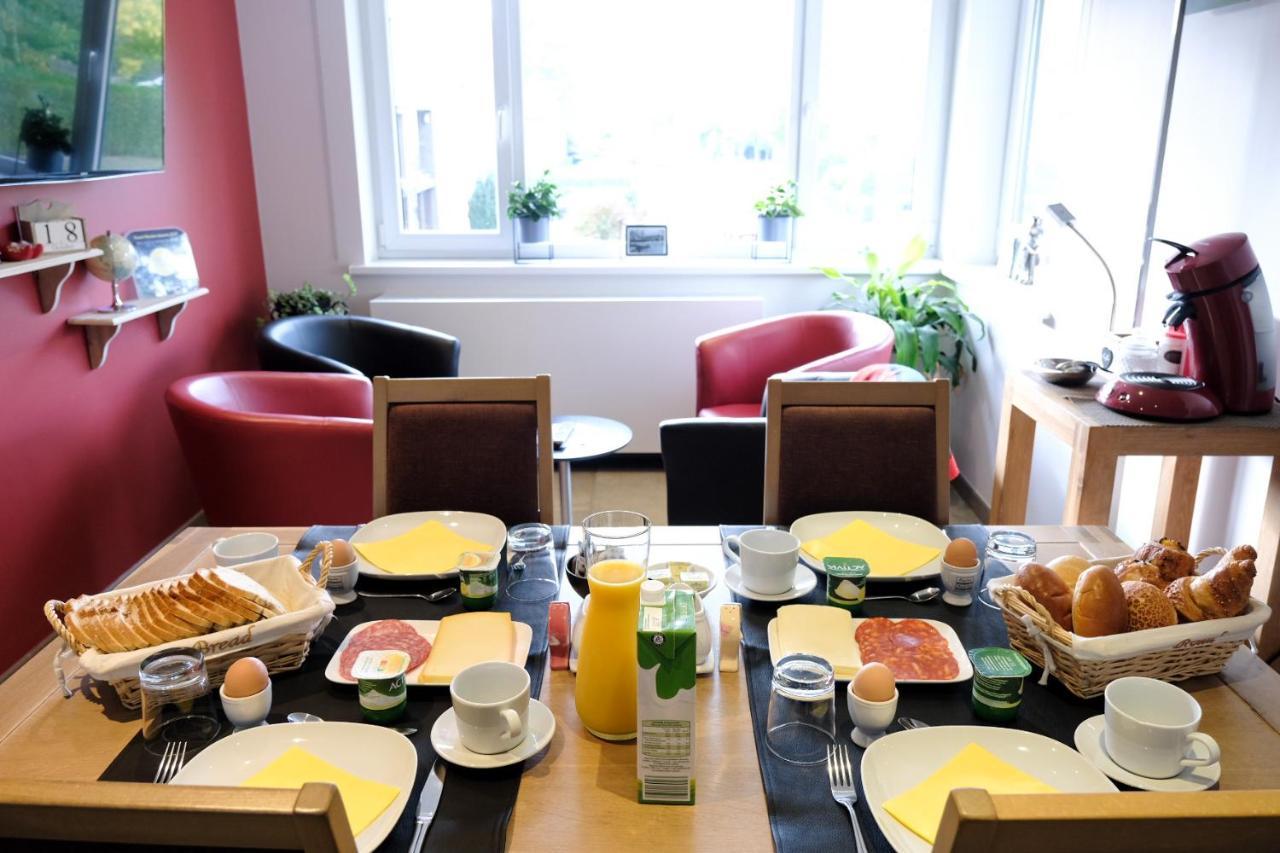 Bed And Breakfast Mentari Gand Esterno foto